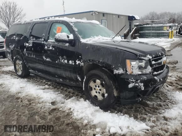 ✅ 2012 Chevrolet Suburban LT • VIN: 1GNSKJE73CR253822 • Lot: 81295254. Wystawiony na Copart z przebiegiem Nie podano. Bezpłatny archiwum sprzedaży aukcyjnych z USA i szczegółowy raport historii pojazdu na DreamBid. Zdjęcie 4.