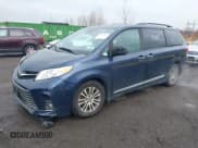 ✅ 2019 Toyota Sienna Limited Premium • VIN: 5TDYZ3DC9KS986613 • Лот: 43707873. Опубликован ранее на IAAI с пробегом 83 085 миль. Бесплатный доступ к архиву аукционных продаж из США и подробный отчёт об истории автомобиля на DreamBid. Изображение 2.