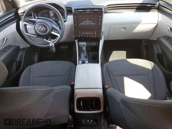 2024 Hyundai Tucson SEL с VIN 5NMJB3DE3RH402159, выставлен на аукционе Copart как лот 53196335 с пробегом 56 924 миль миль и Списание • Salvage title. История ставок и продаж доступна на DreamBid. Изображение 8.