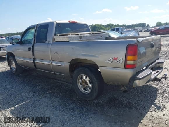 ✅ 1999 GMC Sierra 1500 SLE • VIN: 2GTEK19T7X1507995 • Лот: 42720307. Опубликован ранее на IAAI с пробегом 292 038 миль. Бесплатный доступ к архиву аукционных продаж из США и подробный отчёт об истории автомобиля на DreamBid. Изображение 3.