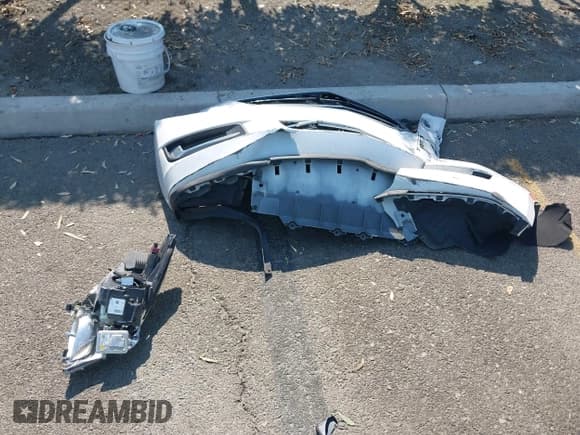 ✅ 2017 Cadillac XTS • VIN: 2G61L5S37H9137120 • Лот: 42738268. Опубликован ранее на IAAI с пробегом 74 830 миль. Бесплатный доступ к архиву аукционных продаж из США и подробный отчёт об истории автомобиля на DreamBid. Изображение 12.