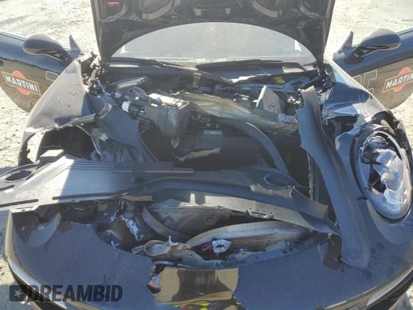 ✅ 2018 Porsche 911 Carrera • VIN: WP0AA2A91JS105520 • Lot: 87765465. Listed on Copart with Not provided. Free auction sales archive from the USA and detailed vehicle history report at DreamBid. Image 12.