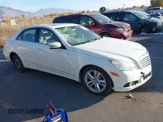 ✅ 2010 Mercedes-Benz E 350 Sport • VIN: WDDHF8HB6AA111966 • Lot: 43662620. Listed on IAAI with 142,504 mi. Free auction sales archive from the USA and detailed vehicle history report at DreamBid. Image 1.