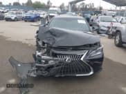 ✅ 2024 Lexus ES 300h • VIN: 58ADA1C16RU039758 • Lot: 42314514. Listed on IAAI with 8,800 mi. Free auction sales archive from the USA and detailed vehicle history report at DreamBid. Image 12.