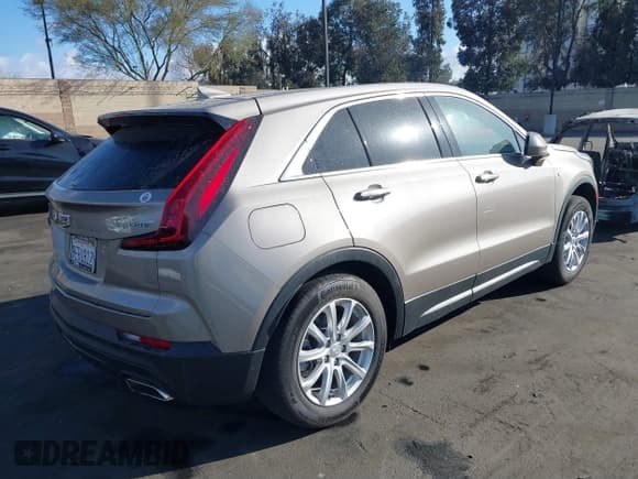 ✅ 2023 Cadillac XT4 FWD Luxury • VIN: 1GYAZAR40PF135132 • Lot: 41684609. Listed on IAAI with 12,164 mi. Free auction sales archive from the USA and detailed vehicle history report at DreamBid. Image 4.