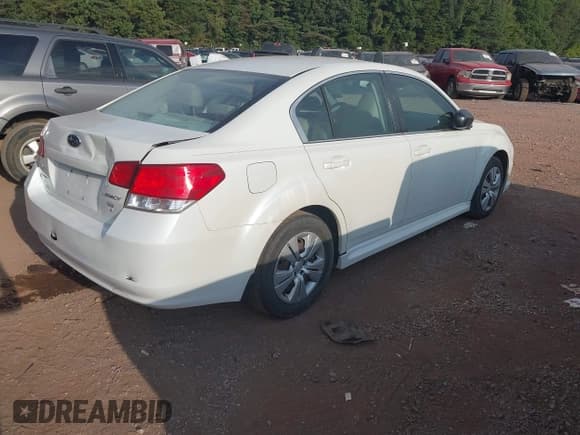 ✅ 2013 Subaru Legacy 2.5i • VIN: 4S3BMAA62D1010308 • Lot: 42904481. Listed on IAAI with 158,857 mi. Free auction sales archive from the USA and detailed vehicle history report at DreamBid. Image 4.