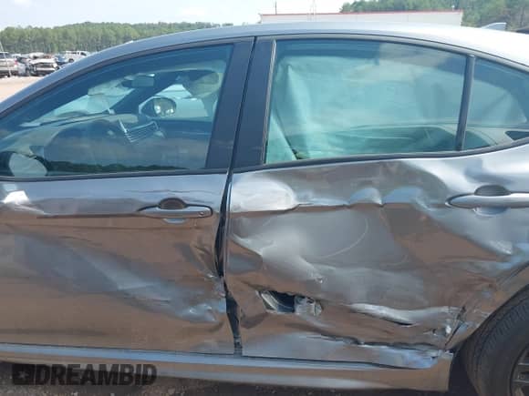 2025 Toyota Camry LE с VIN 4T1DAACK1SU599273, выставлен на аукционе IAAI как лот 43247873 с пробегом 6 309 миль миль и . История ставок и продаж доступна на DreamBid. Изображение 14.