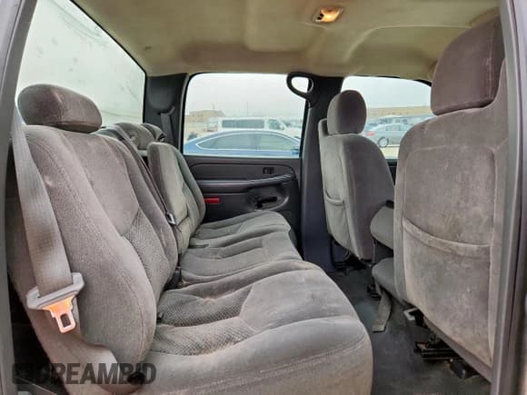 ✅ 2006 Chevrolet Silverado 2500HD Work Truck • VIN: 1GCHC23U56F226352 • Лот: 58729325. Опубликован ранее на Copart с пробегом 243 826 миль. Бесплатный доступ к архиву аукционных продаж из США и подробный отчёт об истории автомобиля на DreamBid. Изображение 10.