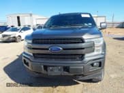 ✅ 2018 Ford F-150 XL • VIN: 1FTFW1E50JKD93216 • Lot: 42690678. Wystawiony na IAAI z przebiegiem 135 445 mil. Bezpłatny archiwum sprzedaży aukcyjnych z USA i szczegółowy raport historii pojazdu na DreamBid. Zdjęcie 12.