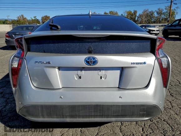 ✅ 2017 Toyota Prius Two • VIN: JTDKBRFU9H3042159 • Lot: 94194035. Listed on Copart with 202,973 mi. Free auction sales archive from the USA and detailed vehicle history report at DreamBid. Image 6.
