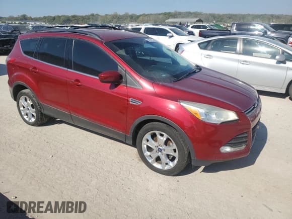 ✅ 2013 Ford Escape SE • VIN: 1FMCU0GX1DUC61569 • Lot: 86990455. Listed on Copart with 157,624 mi. Free auction sales archive from the USA and detailed vehicle history report at DreamBid. Image 4.