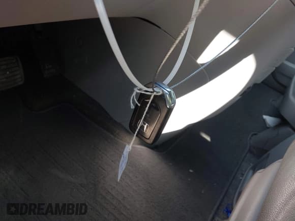 ✅ 2014 Honda Odyssey Touring • VIN: 5FNRL5H99EB051715 • Lot: 43405838. Listed on IAAI with 176,921 mi. Free auction sales archive from the USA and detailed vehicle history report at DreamBid. Image 11.