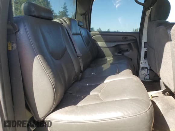 ✅ 2004 Chevrolet Silverado 2500HD LS • VIN: 1GCHK23U04F167615 • Lot: 80763805. Wystawiony na Copart z przebiegiem Nie podano. Bezpłatny archiwum sprzedaży aukcyjnych z USA i szczegółowy raport historii pojazdu na DreamBid. Zdjęcie 10.