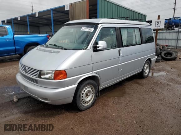 ✅ 2002 Volkswagen EuroVan MV • VIN: WV2NB47092H117658 • Lot: 61191195. Wystawiony na Copart z przebiegiem 171 571 mil. Bezpłatny archiwum sprzedaży aukcyjnych z USA i szczegółowy raport historii pojazdu na DreamBid. Zdjęcie 1.