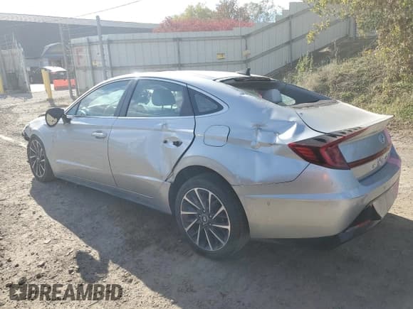 ✅ 2020 Hyundai Sonata Limited • VIN: 5NPEH4J21LH037460 • Lot: 87419475. Listed on Copart with 24,149 mi. Free auction sales archive from the USA and detailed vehicle history report at DreamBid. Image 2.