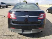 ✅ 2016 Ford Police Interceptor • VIN: 1FAHP2L80GG147664 • Lot: 70564474. Wystawiony na Copart z przebiegiem 155 135 mil. Bezpłatny archiwum sprzedaży aukcyjnych z USA i szczegółowy raport historii pojazdu na DreamBid. Zdjęcie 6.