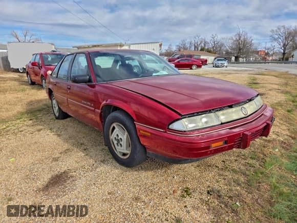 ✅ 1993 Pontiac Grand Prix LE • VIN: 1G2WH54T4PF205840 • Lot: 95897075. Listed on Copart with 197,095 mi. Free auction sales archive from the USA and detailed vehicle history report at DreamBid. Image 1.