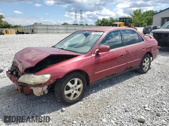 ✅ 2000 Honda Accord SE • VIN: JHMCG5671YC029283 • Lot: 70486995. Listed on Copart with 293,798 mi. Free auction sales archive from the USA and detailed vehicle history report at DreamBid. Image 1.