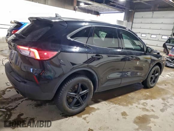 ✅ 2022 Ford Escape SEL • VIN: 1FMCU9H91NUA94023 • Lot: 94928585. Wystawiony na Copart z przebiegiem 31 993 mil. Bezpłatny archiwum sprzedaży aukcyjnych z USA i szczegółowy raport historii pojazdu na DreamBid. Zdjęcie 3.