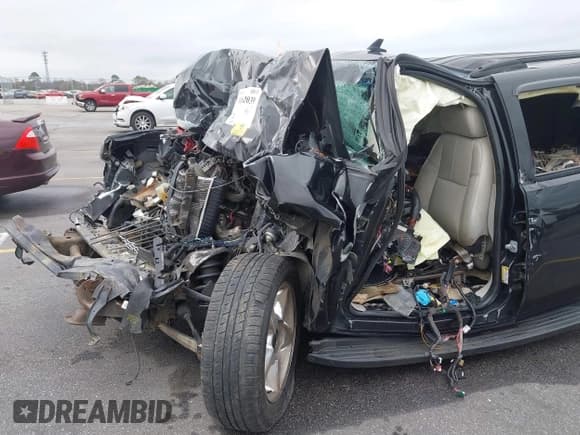 ✅ 2007 Chevrolet Tahoe LT • VIN: 1GNFC13J17R175026 • Lot: 41052039. Listed on IAAI with 336,184 mi. Free auction sales archive from the USA and detailed vehicle history report at DreamBid. Image 13.