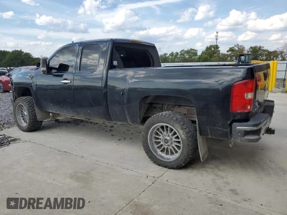 ✅ 2009 Chevrolet Silverado 2500HD LT • VIN: 1GCHK59669E148770 • Lot: 86714845. Wystawiony na Copart z przebiegiem 248 031 mil. Bezpłatny archiwum sprzedaży aukcyjnych z USA i szczegółowy raport historii pojazdu na DreamBid. Zdjęcie 2.