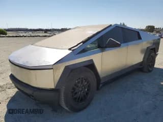 ✅ 2025 Tesla Cybertruck • VIN: 7G2CEHED7SA068125 • Лот: 65482925. Опубликован ранее на Copart с пробегом 7 миль. Бесплатный доступ к архиву аукционных продаж из США и подробный отчёт об истории автомобиля на DreamBid. Изображение 1.