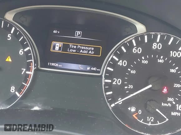 ✅ 2017 Nissan Altima SV • VIN: 1N4AL3APXHC142834 • Lot: 43418073. Wystawiony na IAAI z przebiegiem 119 926 mil. Bezpłatny archiwum sprzedaży aukcyjnych z USA i szczegółowy raport historii pojazdu na DreamBid. Zdjęcie 6.