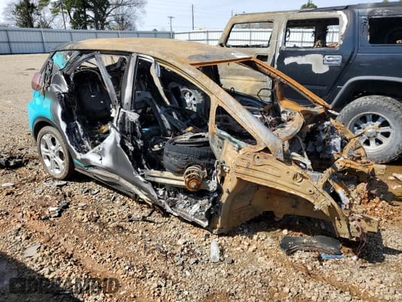 ✅ 2020 Chevrolet Bolt EV LT • VIN: 1G1FY6S03L4149155 • Lot: 47466035. Wystawiony na Copart z przebiegiem Nie podano. Bezpłatny archiwum sprzedaży aukcyjnych z USA i szczegółowy raport historii pojazdu na DreamBid. Zdjęcie 4.