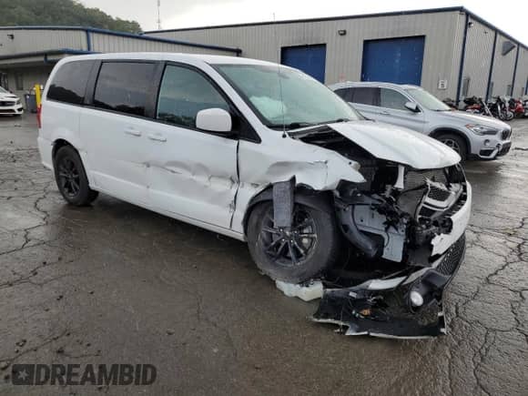 2019 Dodge Grand Caravan GT z VIN 2C4RDGEG3KR689874, wystawiony jako Copart lot #81019895 z przebiegiem 44 556 mil mil oraz Szkoda całkowita • Salvage title. Historia ofert i sprzedaży dostępna na DreamBid. Obrazek 4.