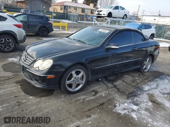 ✅ 2004 Mercedes-Benz CLK 500 • VIN: WDBTK75G84T005634 • Lot: 46285685. Listed on Copart with 57,478 mi. Free auction sales archive from the USA and detailed vehicle history report at DreamBid. Image 1.