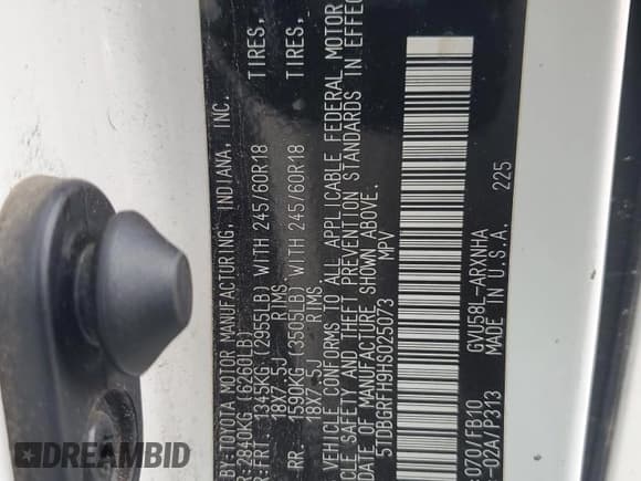 ✅ 2017 Toyota Highlander Hybrid LE • VIN: 5TDBGRFH9HS025073 • Лот: 84342294. Опубликован ранее на Copart с пробегом Не указан. Бесплатный доступ к архиву аукционных продаж из США и подробный отчёт об истории автомобиля на DreamBid. Изображение 13.