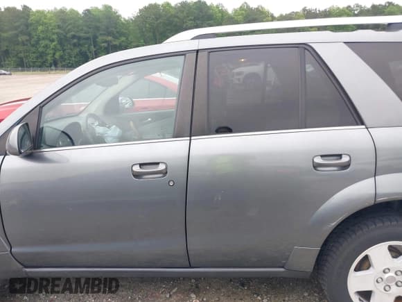 ✅ 2007 Saturn VUE V6 • VIN: 5GZCZ53487S866329 • Lot: 42371092. Wystawiony na IAAI z przebiegiem 86 107 mil. Bezpłatny archiwum sprzedaży aukcyjnych z USA i szczegółowy raport historii pojazdu na DreamBid. Zdjęcie 14.