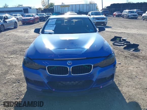 ✅ 2014 BMW 3 Series 328i xDrive • VIN: WBA3B5G57ENS08003 • Лот: 43536004. Опубликован ранее на IAAI с пробегом 101 511 миль. Бесплатный доступ к архиву аукционных продаж из США и подробный отчёт об истории автомобиля на DreamBid. Изображение 12.