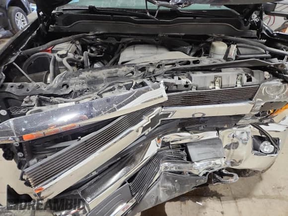 ✅ 2015 Chevrolet Silverado 2500HD LT • VIN: 1GC2KVEG2FZ135376 • Лот: 91713665. Опубликован ранее на Copart с пробегом 99 448 миль. Бесплатный доступ к архиву аукционных продаж из США и подробный отчёт об истории автомобиля на DreamBid. Изображение 11.