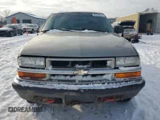 2001 Chevrolet Blazer LT z VIN 1GNDT13W91K239137, wystawiony jako Copart lot #88429655 z przebiegiem 163 132 mil mil oraz Szkoda całkowita • Salvage title. Historia ofert i sprzedaży dostępna na DreamBid. Obrazek 5.