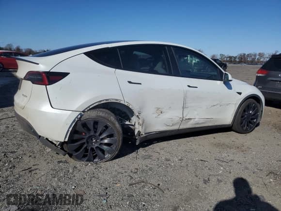 ✅ 2022 Tesla Model Y Performance • VIN: 7SAYGDEF9NF340245 • Lot: 91399115. Listed on Copart with 62,877 mi. Free auction sales archive from the USA and detailed vehicle history report at DreamBid. Image 3.
