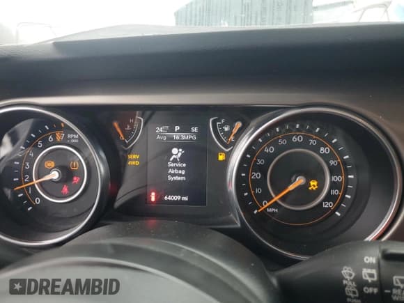 ✅ 2020 Jeep Wrangler Unlimited Sport • VIN: 1C4HJXDG4LW250410 • Лот: 68671355. Опубликован ранее на Copart с пробегом 64 009 миль. Бесплатный доступ к архиву аукционных продаж из США и подробный отчёт об истории автомобиля на DreamBid. Изображение 9.