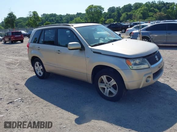 ✅ 2006 Suzuki Grand Vitara Luxury • VIN: JS3TE947164104316 • Lot: 42674249. Wystawiony na IAAI z przebiegiem 152 481 mil. Bezpłatny archiwum sprzedaży aukcyjnych z USA i szczegółowy raport historii pojazdu na DreamBid. Zdjęcie 1.