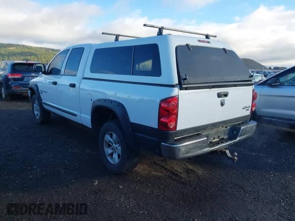 2007 Dodge 1500 SLT с VIN 1D7HU18267S151030, выставлен на аукционе IAAI как лот 43548494 с пробегом 181 891 миль миль и . История ставок и продаж доступна на DreamBid. Изображение 3.