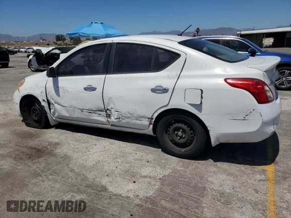 ✅ 2013 Nissan Versa S • VIN: 3N1CN7AP5DL873595 • Lot: 64272685. Listed on Copart with 133,133 mi. Free auction sales archive from the USA and detailed vehicle history report at DreamBid. Image 2.