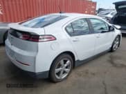 ✅ 2015 Chevrolet Volt • VIN: 1G1RC6E47FU141624 • Lot: 43303865. Wystawiony na IAAI z przebiegiem 38 622 mil. Bezpłatny archiwum sprzedaży aukcyjnych z USA i szczegółowy raport historii pojazdu na DreamBid. Zdjęcie 4.