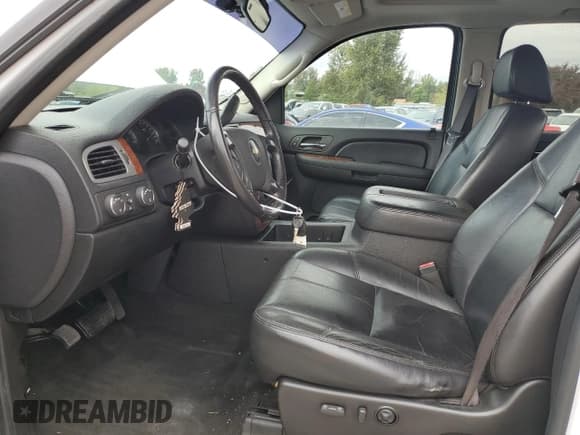 ✅ 2008 Chevrolet Silverado 1500 LTZ • VIN: 2GCFK13Y981157943 • Lot: 70302074. Listed on Copart with 150,688 mi. Free auction sales archive from the USA and detailed vehicle history report at DreamBid. Image 7.