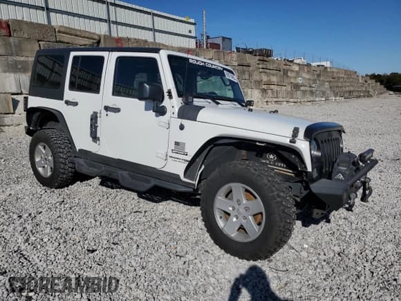✅ 2018 Jeep Wrangler Unlimited Sport S • VIN: 1C4BJWDG7JL886544 • Лот: 89679465. Опубликован ранее на Copart с пробегом 105 296 миль. Бесплатный доступ к архиву аукционных продаж из США и подробный отчёт об истории автомобиля на DreamBid. Изображение 4.
