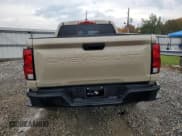 ✅ 2023 Chevrolet Colorado 2WD Work Truck • VIN: 1GCGSBEC4P1261806 • Лот: 77807604. Опубликован ранее на Copart с пробегом 9 159 миль. Бесплатный доступ к архиву аукционных продаж из США и подробный отчёт об истории автомобиля на DreamBid. Изображение 6.