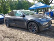 ✅ 2025 Tesla Model Y Performance • VIN: 7SAYGDEF9SF305944 • Lot: 42526978. Wystawiony na IAAI z przebiegiem 1 918 mil. Bezpłatny archiwum sprzedaży aukcyjnych z USA i szczegółowy raport historii pojazdu na DreamBid. Zdjęcie 12.