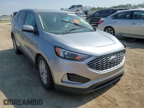 ✅ 2024 Ford Edge SEL • VIN: 2FMPK4J93RBA48953 • Lot: 82251625. Wystawiony na Copart z przebiegiem Nie podano. Bezpłatny archiwum sprzedaży aukcyjnych z USA i szczegółowy raport historii pojazdu na DreamBid. Zdjęcie 14.