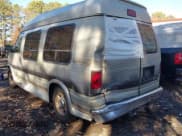 ✅ 2005 Ford Econoline Cargo Recreational • VIN: 1FDRE14L95HA40813 • Lot: 43675884. Wystawiony na IAAI z przebiegiem 230 282 mil. Bezpłatny archiwum sprzedaży aukcyjnych z USA i szczegółowy raport historii pojazdu na DreamBid. Zdjęcie 6.