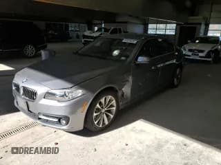 ✅ 2016 BMW 5 Series 528i xDrive • VIN: WBA5A7C52GG150368 • Lot: 92020635. Wystawiony na Copart z przebiegiem 33 591 mil. Bezpłatny archiwum sprzedaży aukcyjnych z USA i szczegółowy raport historii pojazdu na DreamBid. Zdjęcie 1.