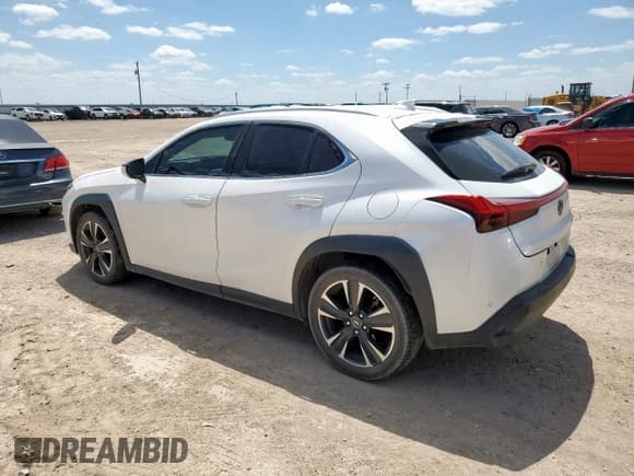 ✅ 2019 Lexus UX 200 • VIN: JTHY3JBH8K2004628 • Lot: 66465315. Listed on Copart with 58,313 mi. Free auction sales archive from the USA and detailed vehicle history report at DreamBid. Image 2.