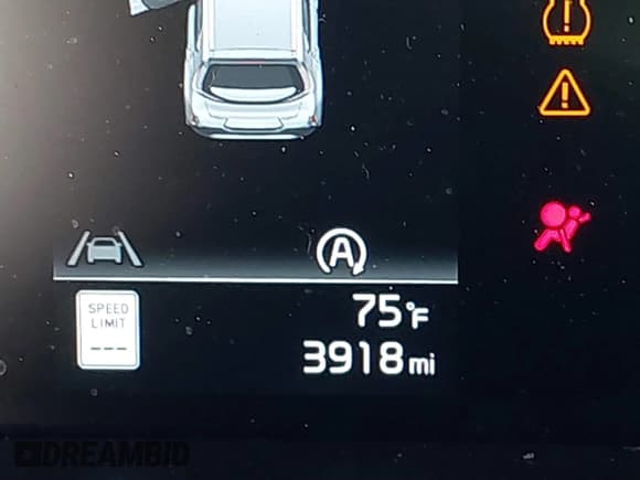 ✅ 2025 Kia Soul LX • VIN: KNDJ23AU4S7246240 • Lot: 41191905. Listed on IAAI with 3,918 mi. Free auction sales archive from the USA and detailed vehicle history report at DreamBid. Image 16.